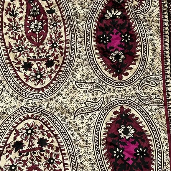 OSCAR Paisley Patterned Scarf - 100% Silk